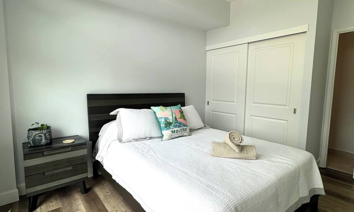 Photo of Bedroom in Grand Bend