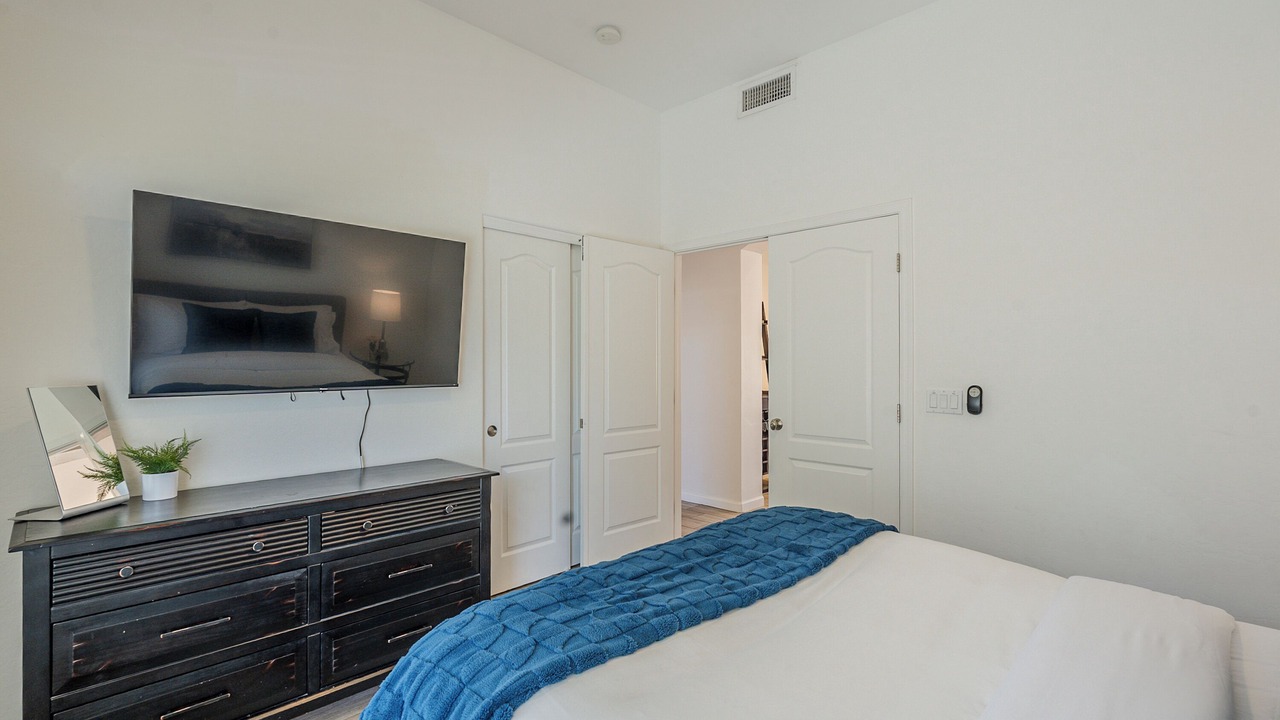 Photo of Bedroom in Talon Retreat