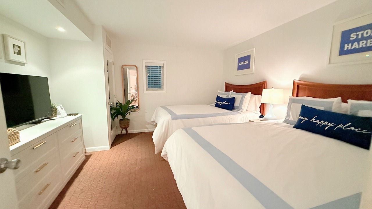Photo of Bedroom in Avalon