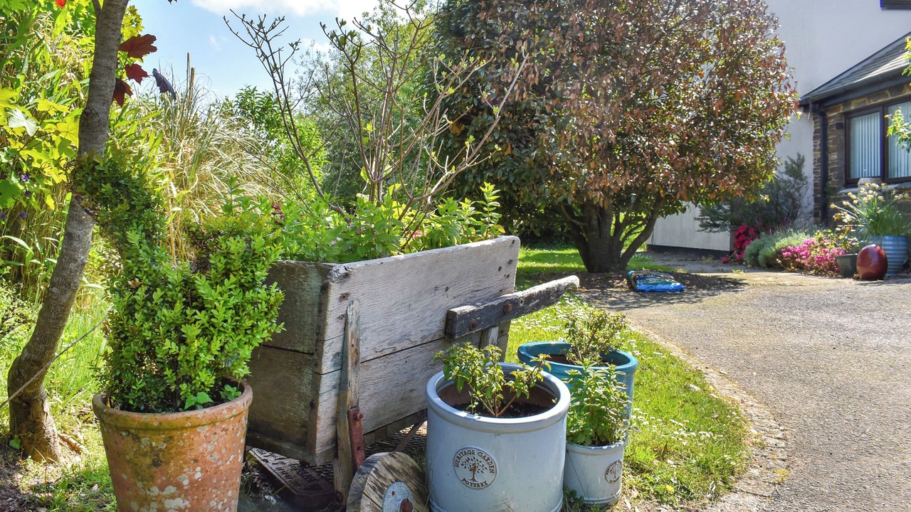 Photo of Outdoor in Parkham