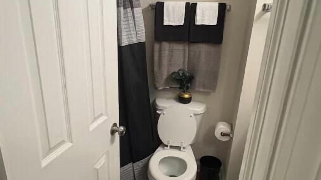 Photo of Bathroom in Five Points