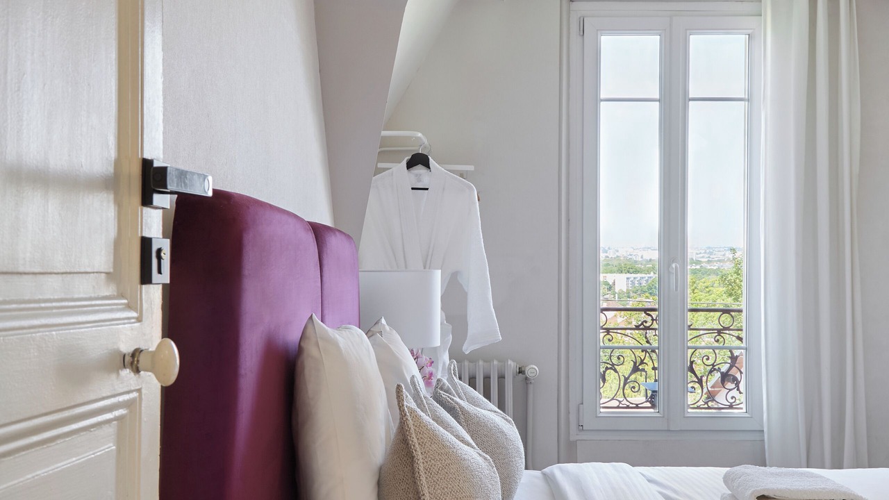 Photo of Bedroom in Villeneuve-Saint-Georges