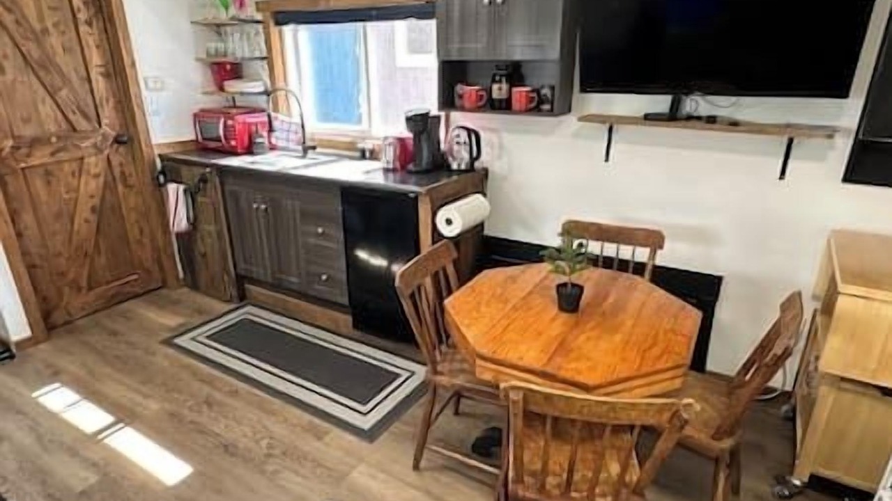 Photo of Others in Valley Road