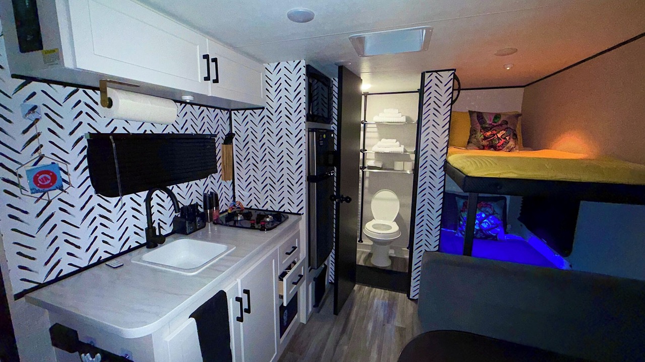 Photo of Bedroom in Bermuda