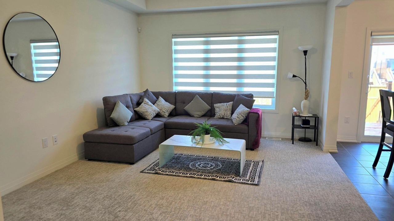 Photo of Livingroom in Niagara Falls