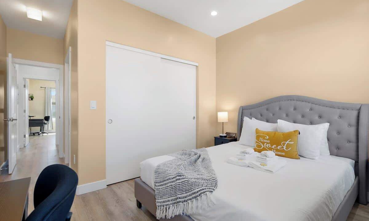 Photo of Bedroom in Excelsior