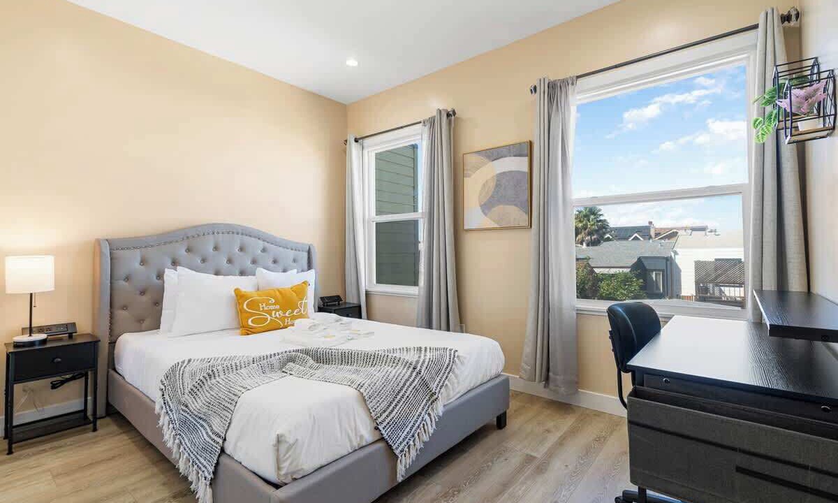 Photo of Bedroom in Excelsior