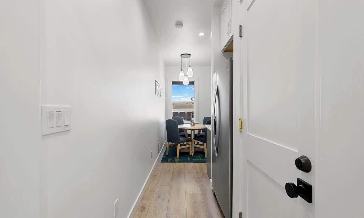 Photo of Others in Excelsior