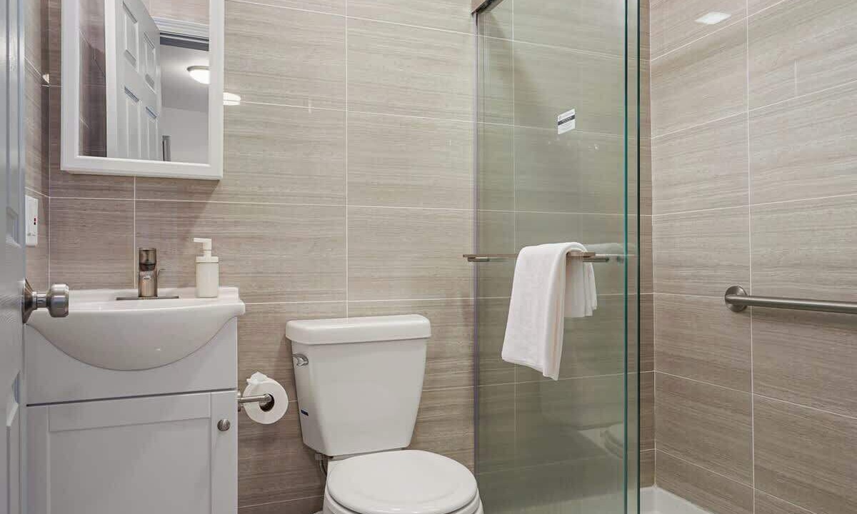 Photo of Bathroom in Inner Parkside