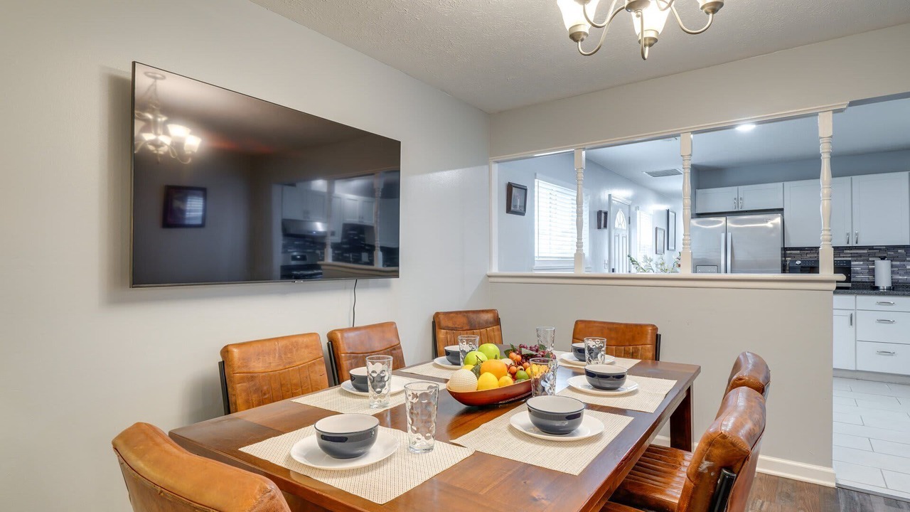 Photo of Livingroom in Jeffersonville