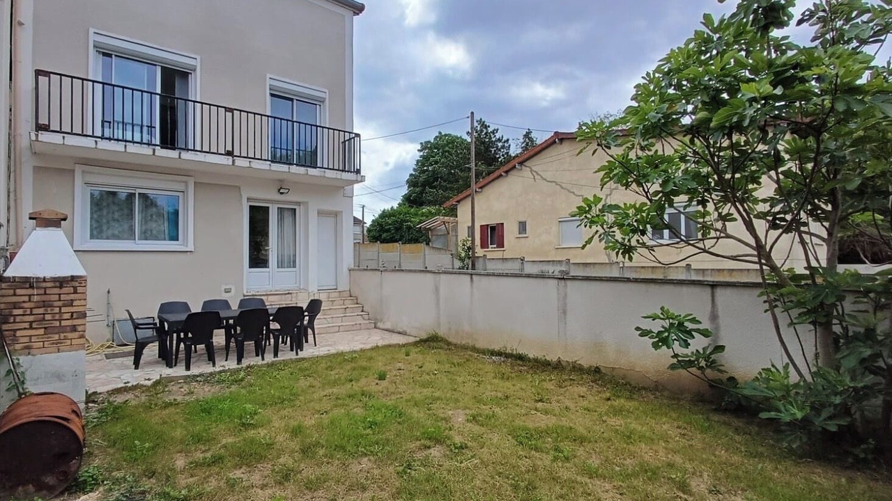 Photo of Outdoor in Villiers-le-Bel