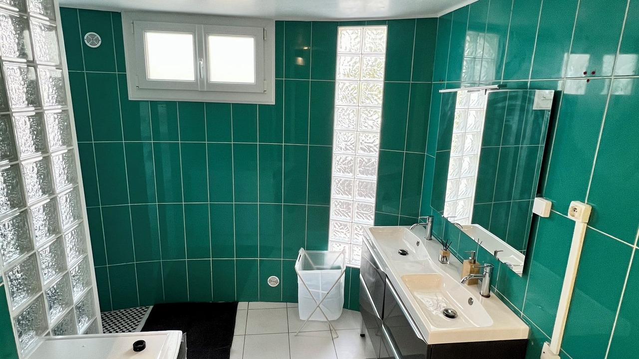 Photo of Bathroom in Villiers-le-Bel