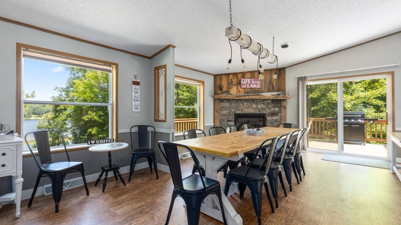 Photo of Livingroom in Longville