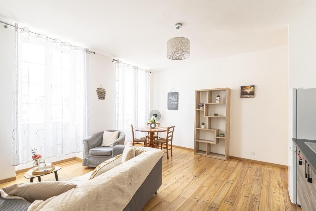 Photo of Livingroom in Centre Ville