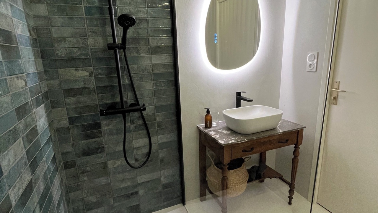 Photo of Bathroom in Le Champ-sur-Layon