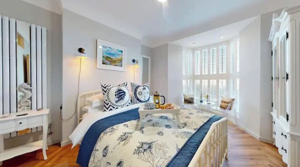 Photo of Bedroom in Mumbles
