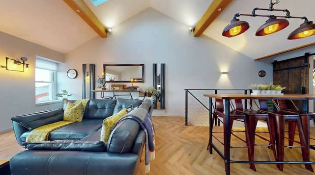 Photo of Others in Mumbles