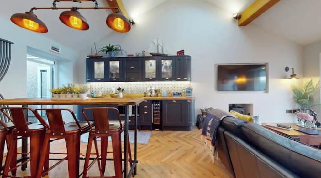 Photo of Others in Mumbles