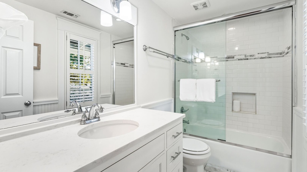 Photo of Bathroom in Seaside