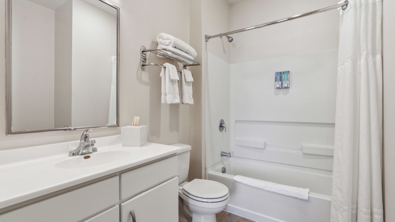 Photo of Bathroom in Far North Central