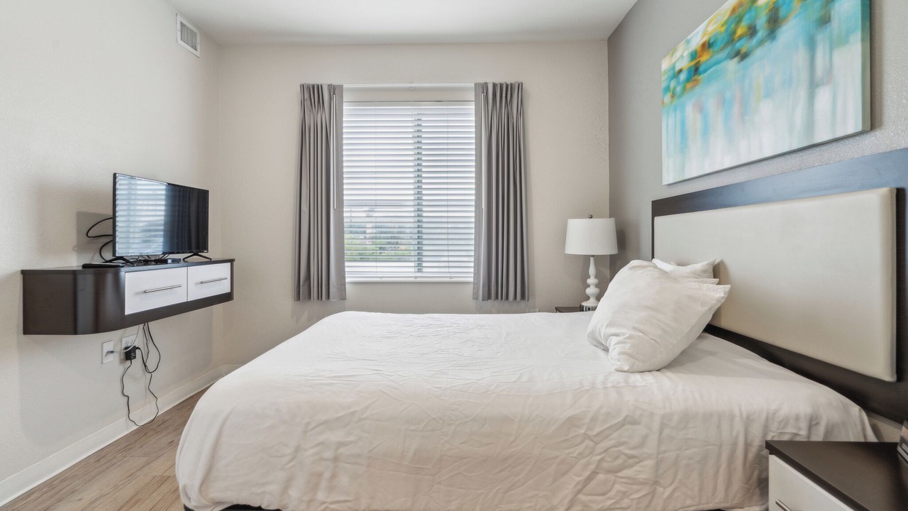 Photo of Bedroom in Far North Central
