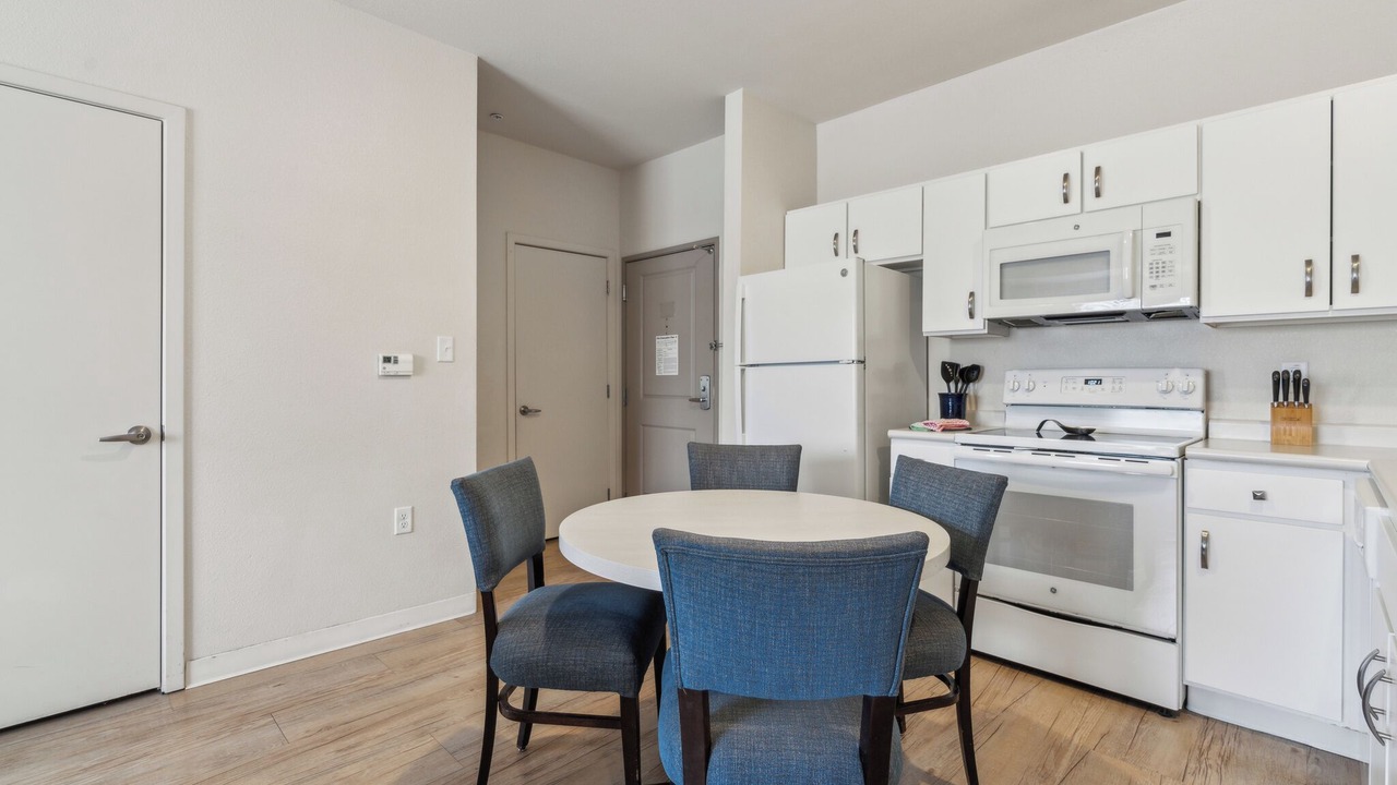 Photo of Kitchen in Far North Central
