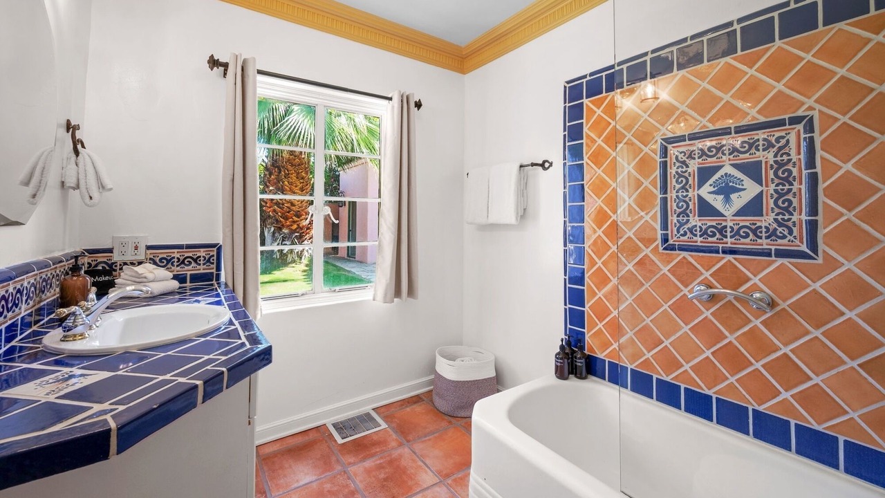 Photo of Bathroom in Old Las Palmas