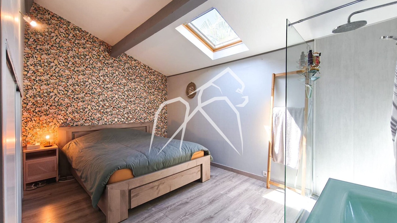 Photo of Bedroom in Cournonsec