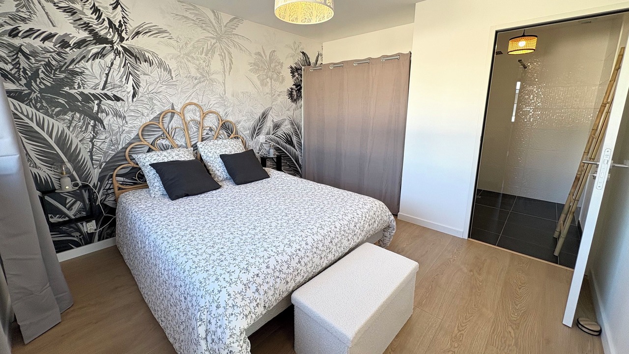 Photo of Bedroom in Carantec