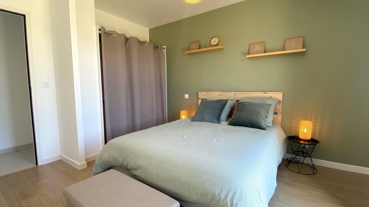 Photo of Bedroom in Carantec