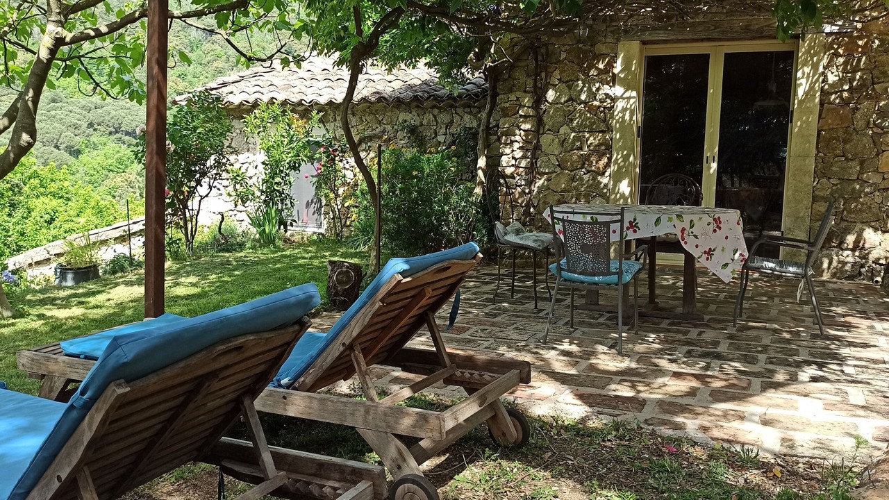 Photo of Outdoor in Sainte-Croix-de-Caderle