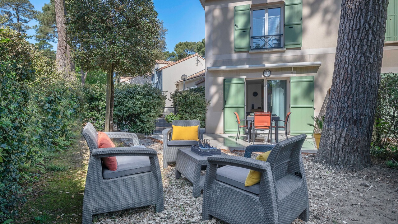 Photo of Patio Balcony in Saint-Brevin-les-Pins