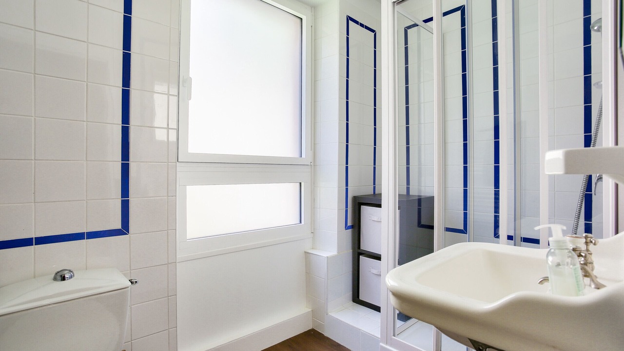 Photo of Bathroom in Dinard