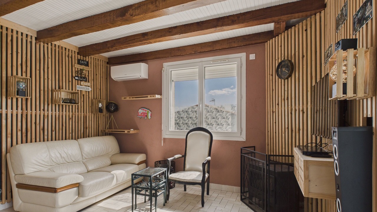 Photo of Livingroom in Le Bernard