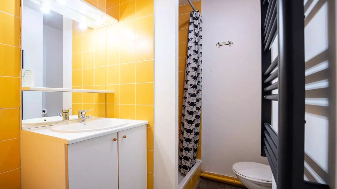 Photo of Bathroom in Germ