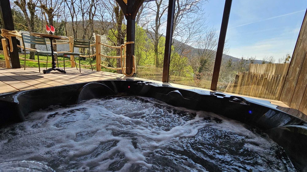 Photo of Outdoor in La Bussiere-sur-Ouche