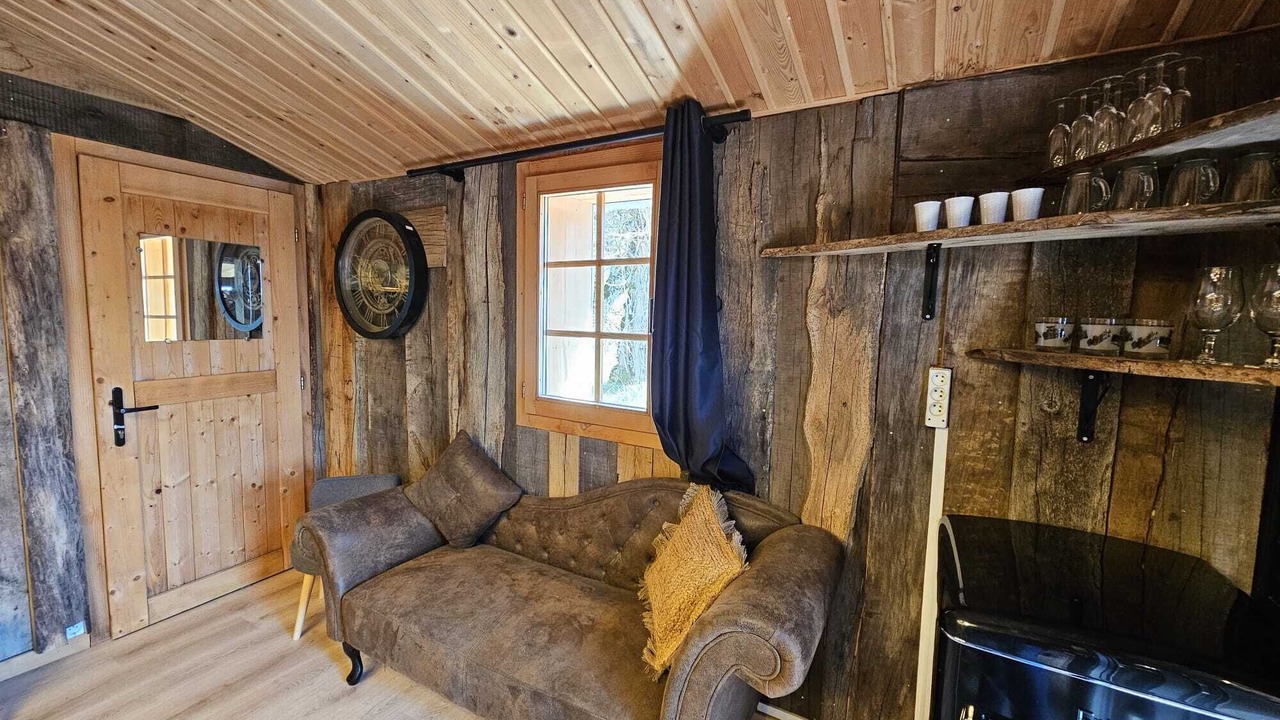 Photo of Livingroom in La Bussiere-sur-Ouche