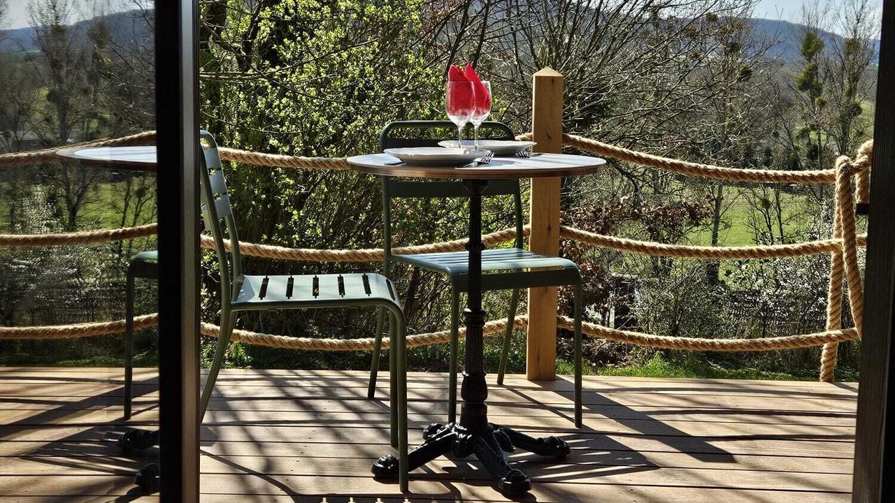 Photo of Outdoor in La Bussiere-sur-Ouche