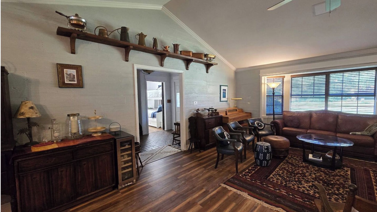 Photo of Livingroom in Wright