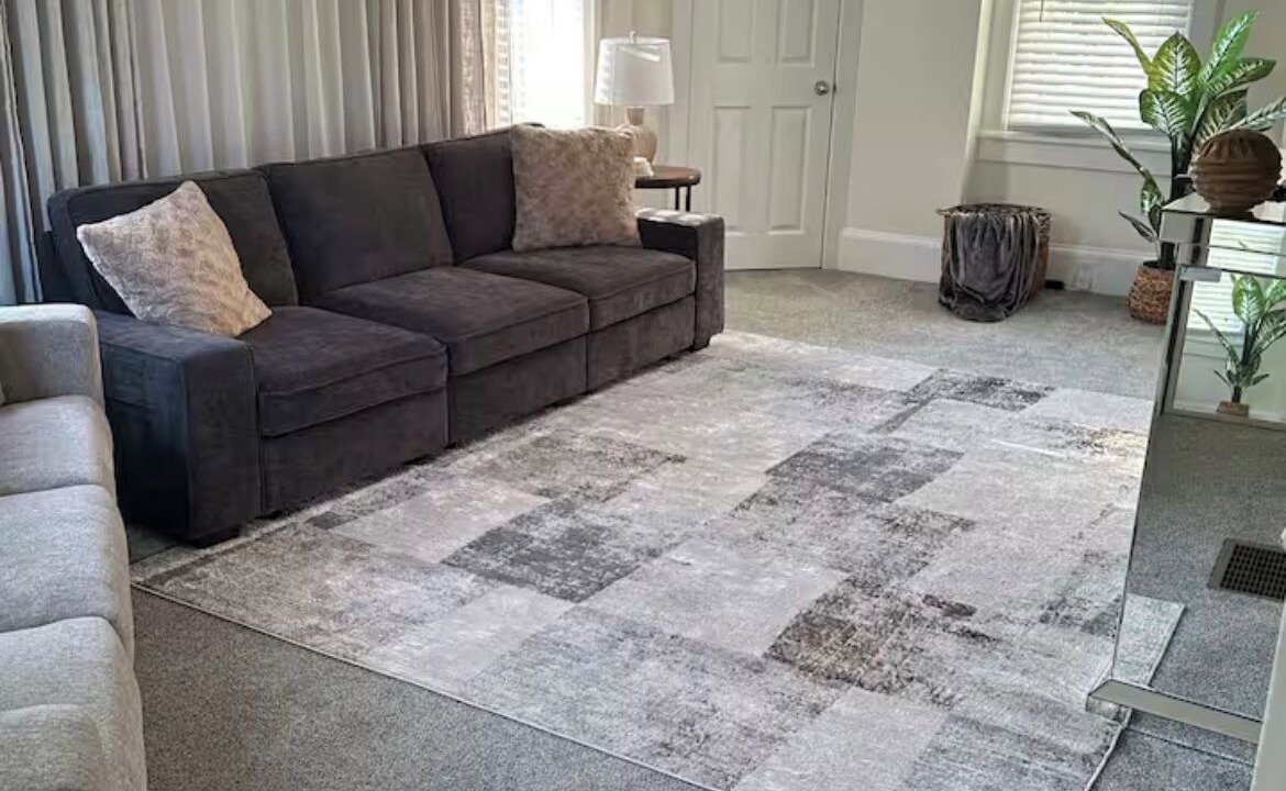 Photo of Livingroom in Salisbury