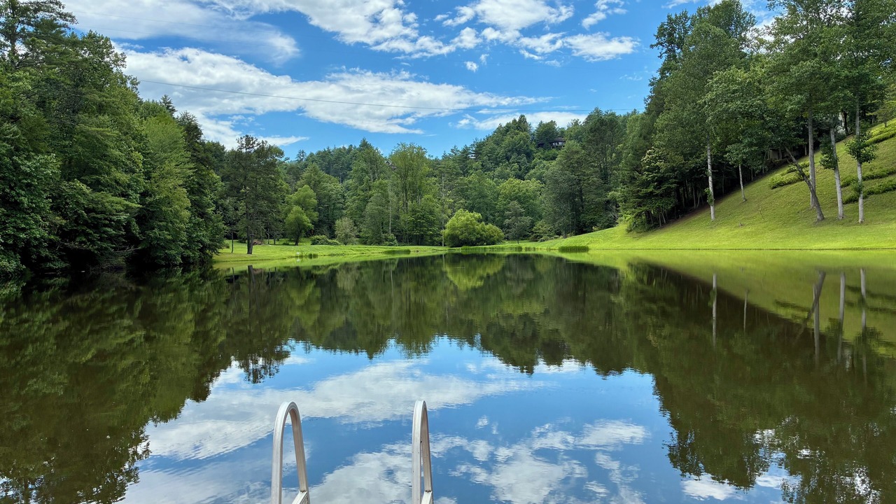 Photo of Outdoor in Almond