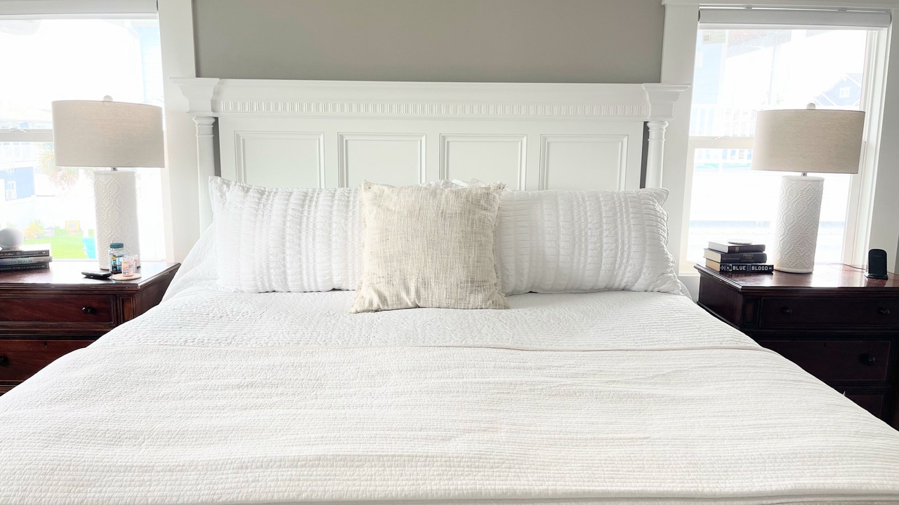 Photo of Bedroom in Marineland Acres