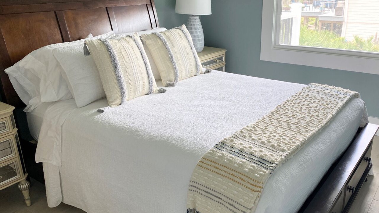 Photo of Bedroom in Marineland Acres