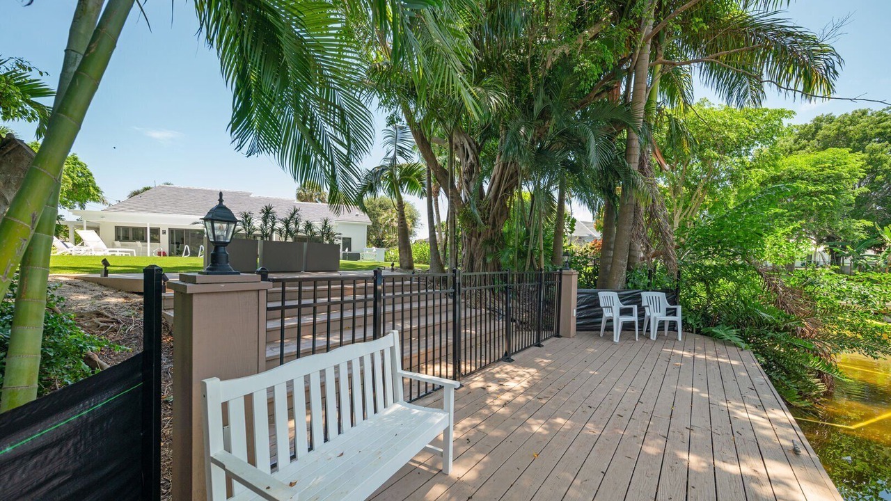 Photo of Outdoor in Lake Ida Shores