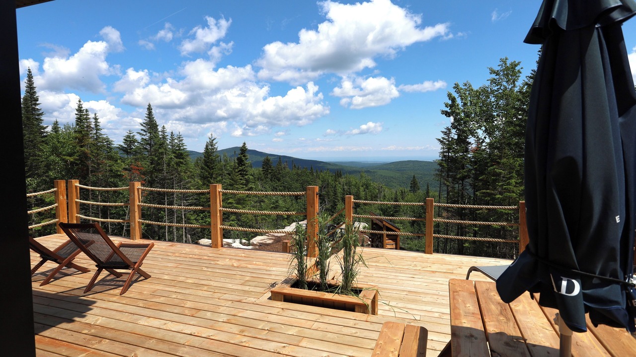 Photo of Patio Balcony in Lac Beauport
