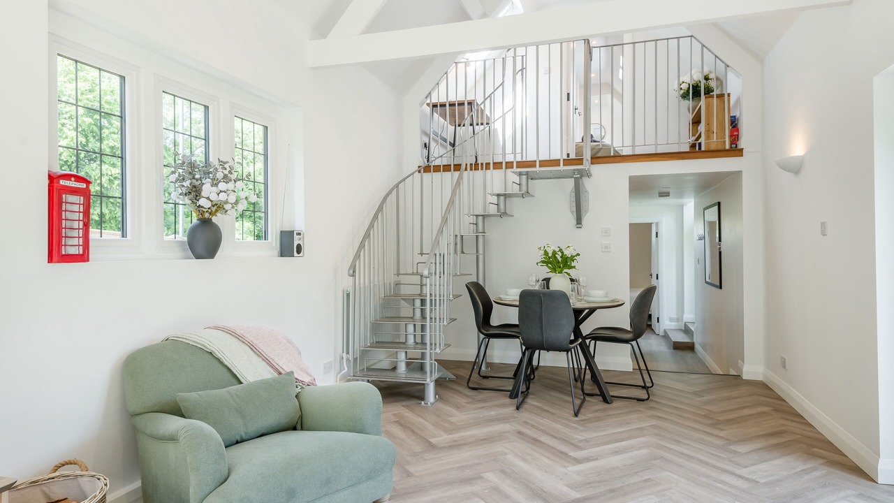 Photo of Others in Kemble