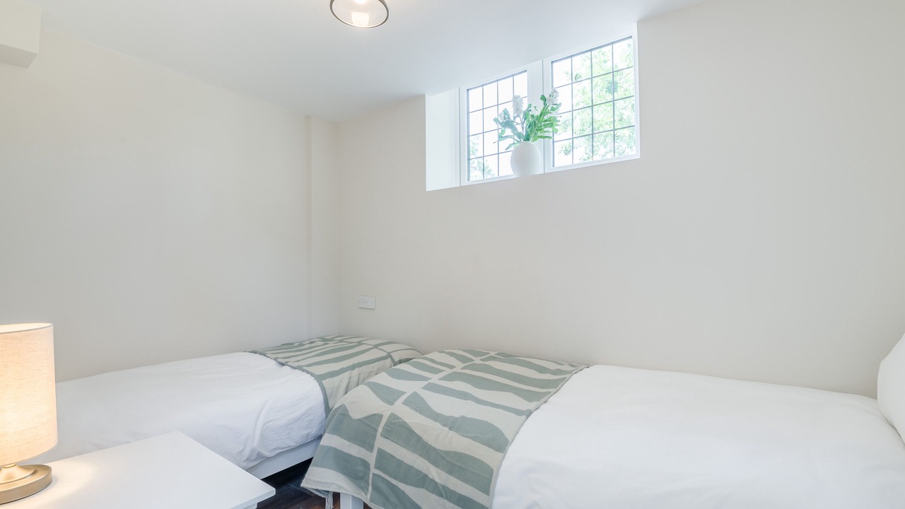 Photo of Bedroom in Kemble