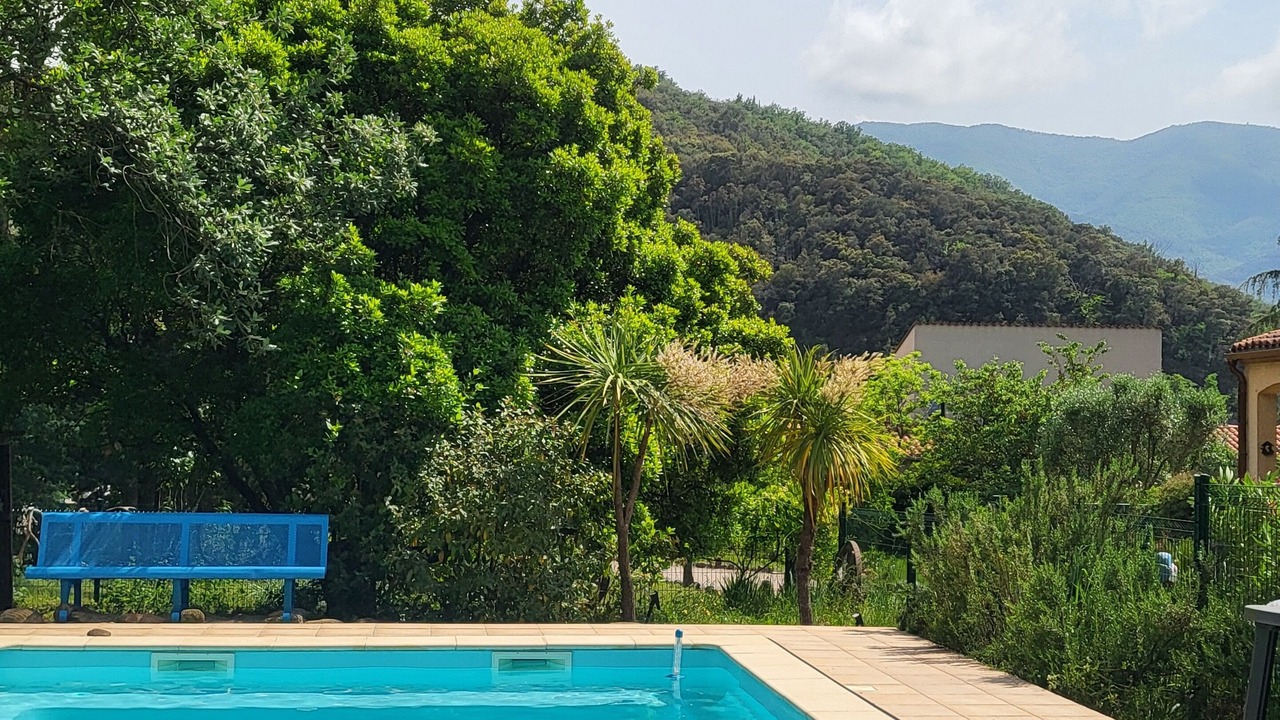 Photo of Outdoor in Reynes