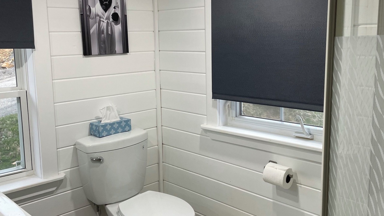 Photo of Bathroom in Salt Harbour