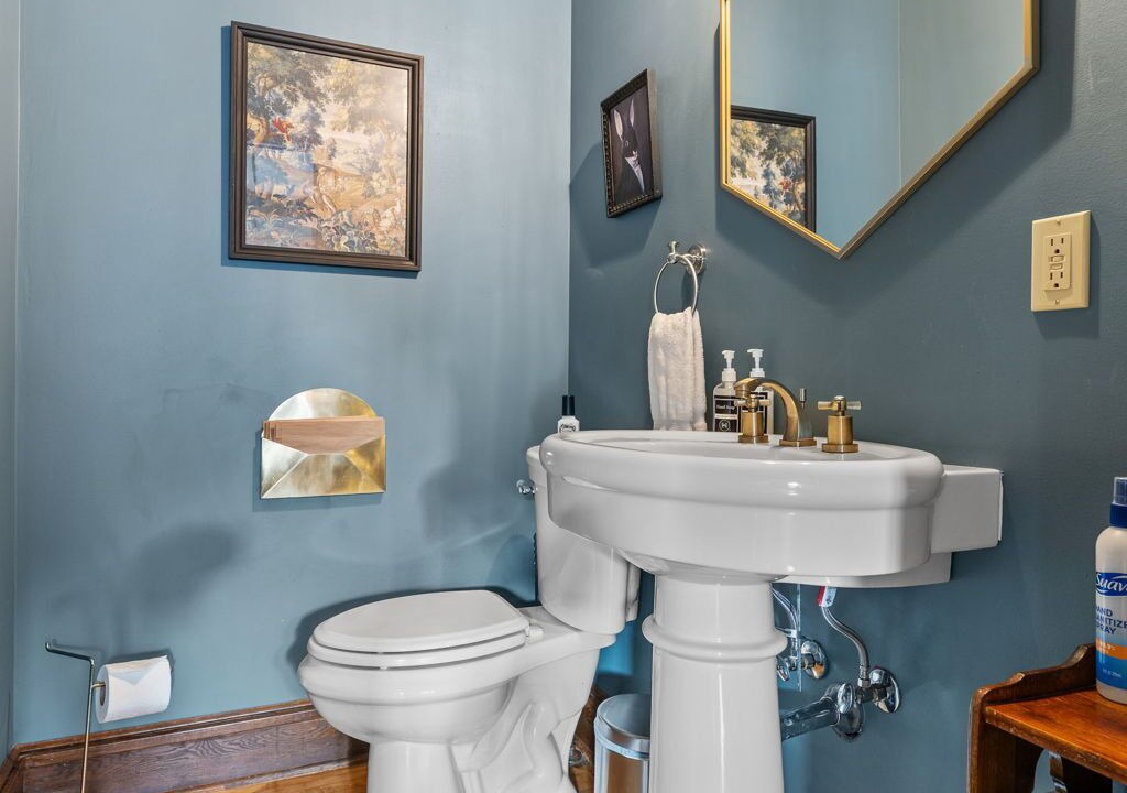 Photo of Bathroom in Linden Hills